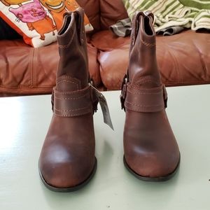 NWT Mossimo Supply Boots, size 6